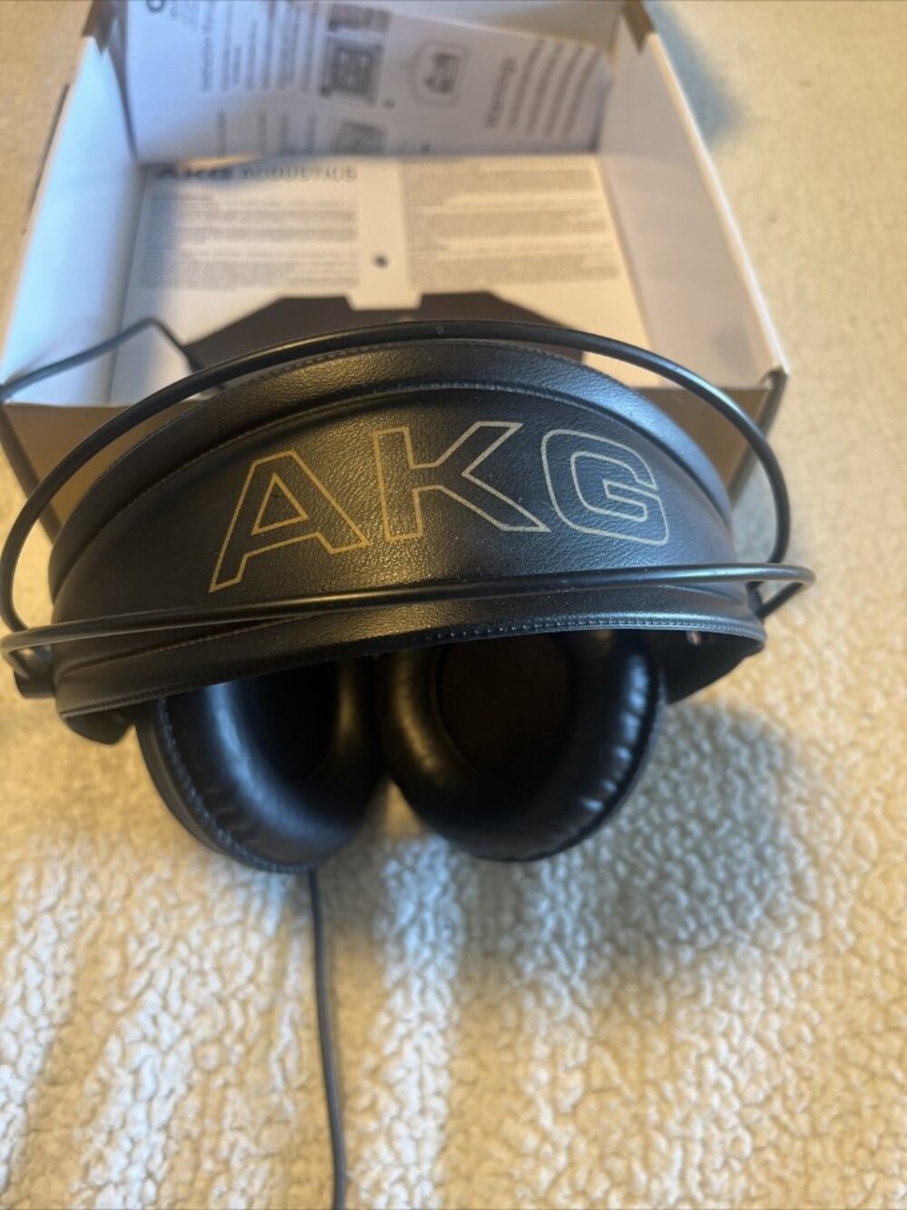 AKG K 240  Stereo Studio Headphones - Picture 5 of 9